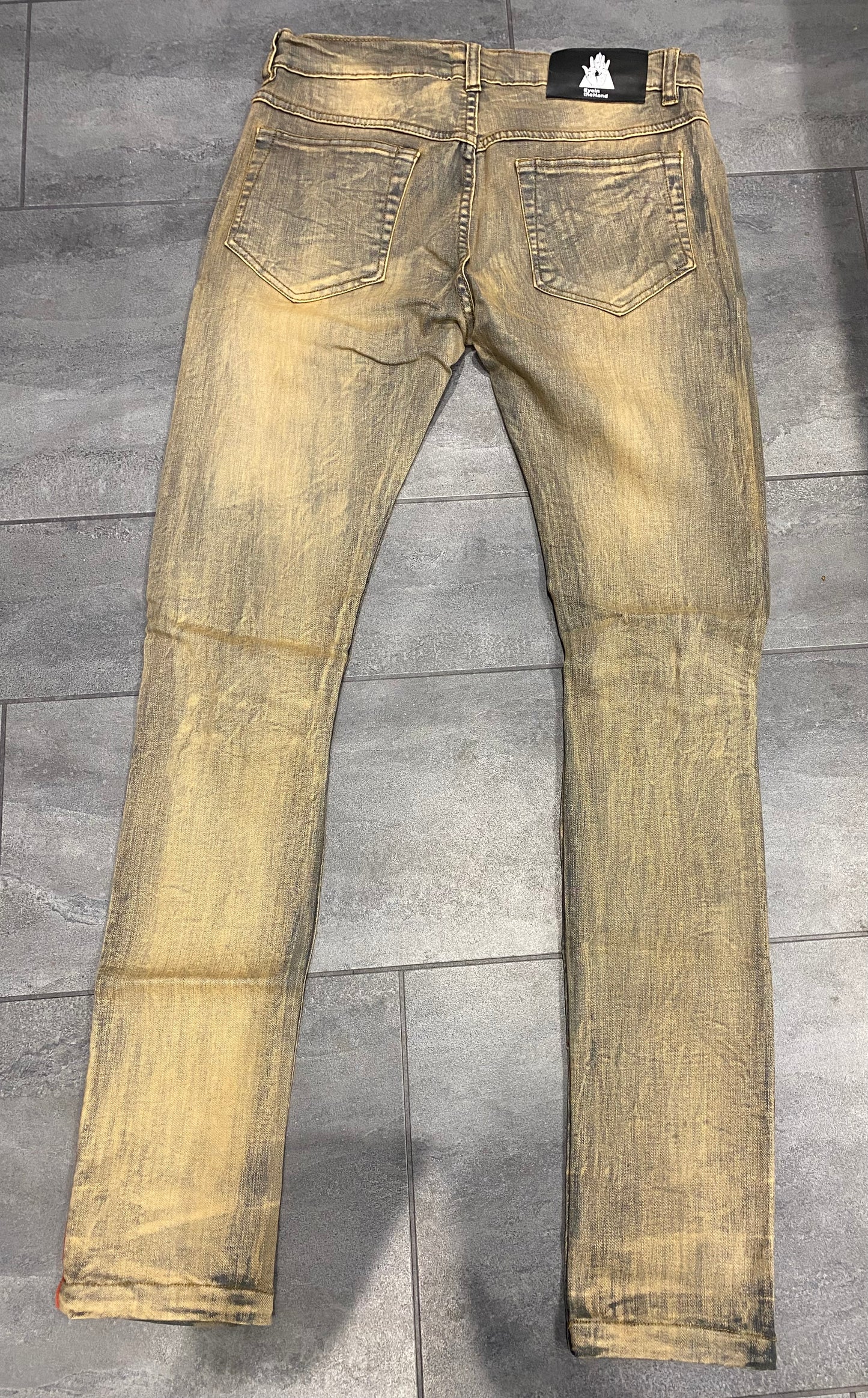 Men’s blue slim fit stone wash jeans
